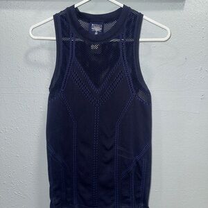 Athleta Blue Fitted Sleeveless Tank Top‎